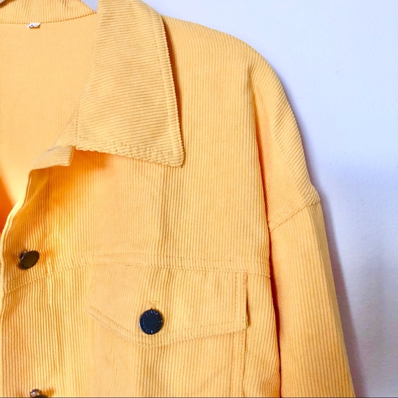 SALE 🇺🇸 2 Piece Yellow Jacket / Skirt Set - Picture 7 of 7
